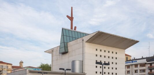 exibart.es destaca: dos apoyos a la creación contemporánea