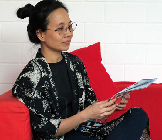 Nguyễn Trinh Thi gana el premio Han Nefkens Foundation