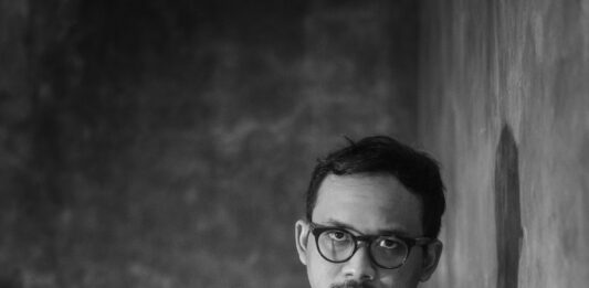 Timoteus Anggawan Kusno; ganador del premio Han Nefkens y LOOP