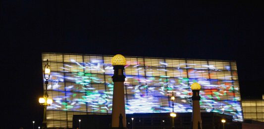 Récord de visitantes en las exposiciones de Tabakalera (Donostia)