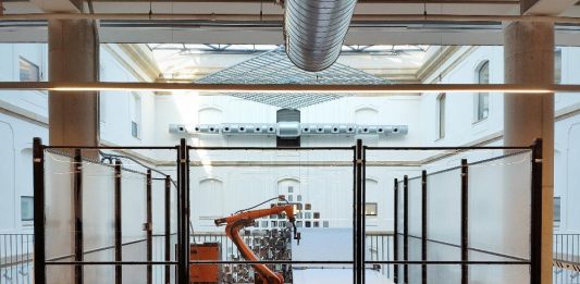 Tabakalera (San Sebastián) se renueva en su compromiso con el fomento cultural internacional