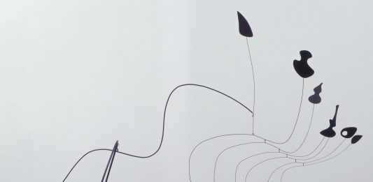 Alexander Calder toca el theremin: el proyecto de Dorit Chrysler en el MoMA de Nueva York