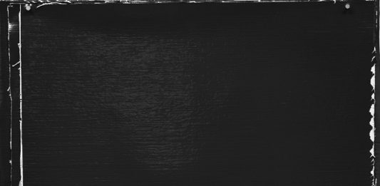 Ángela de la Cruz expone en la galería Helga de Alvear (Madrid)