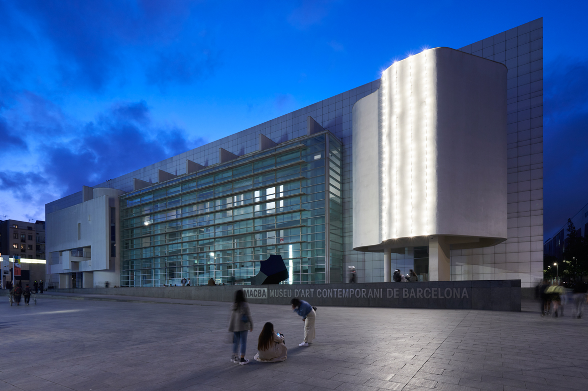 MACBA (Barcelona) Directivo/a de e exibart.es