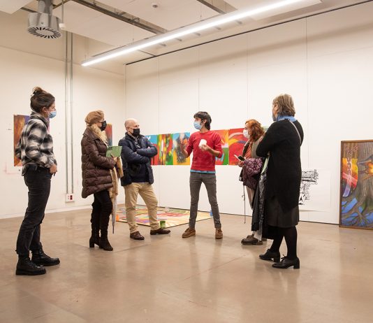Los artistas residentes en Tabakalera abren las puertas de sus estudios