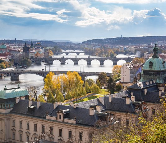 exibart.es destaca: dos convocatorias para artistas visuales