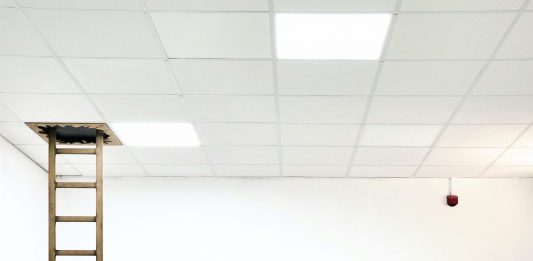 Internet Moon Gallery abre Luna, un nuevo espacio expositivo en València