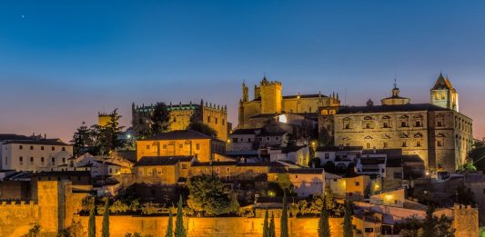 exibart.es destaca: 2 convocatorias nuevas