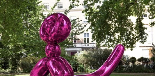 Mañana, Jeff Koons subasta una obra por €8,000,000 que donará a la causa ucraniana