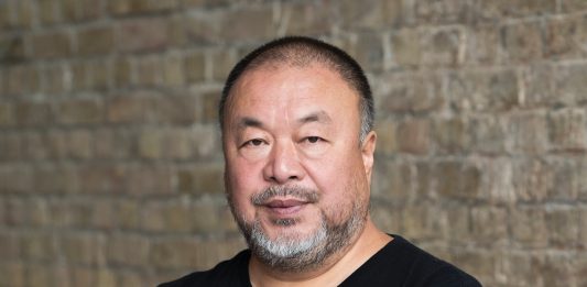 Hay Festival Segovia confirma la participación de Ai Weiwei Ai Weiwei. Foto cortesía de Hay Festival Segovia.