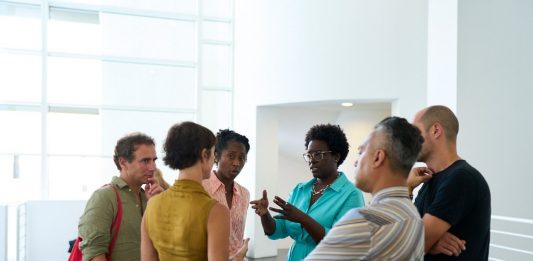 ‘El futuro de los museos;’ charla de Elvira Dyangani Ose y Yaiza Hernández en Artium Museoa (Vitoria-Gasteiz)