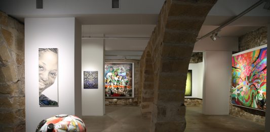 El CAC Málaga presenta una exposición dedicada a su colección en Baeza (Andalucía)