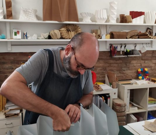 exibart.es entrevista: Dario Zeruto, mediador del pliegue