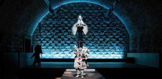 Robert Wilson presenta su visión contemporánea de ‘Ubu Roi’ en Es Baluard Museu (Palma)