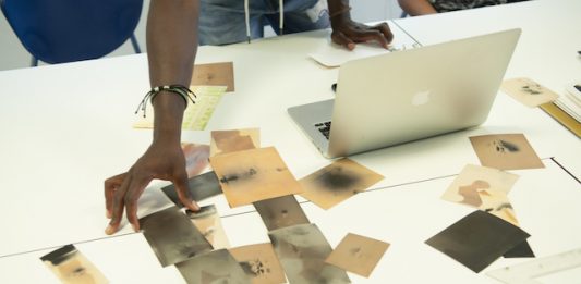 Giuliana Racco inaugura en La Capella (Barcelona) una exposición de fotografía experimental
