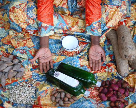 La obra de Ishola Akpo llega a la galería Sabrina Amrani (Madrid)