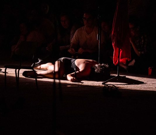 Hoy a las 20h, Carolina Olivares realiza una performance en Es Baluard (Palma)