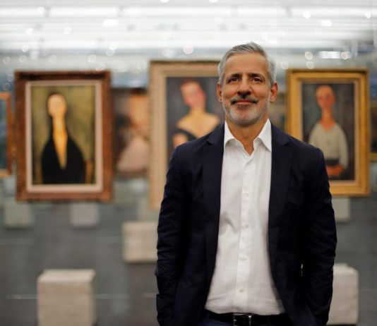 Adriano Pedrosa será el comisario de la 60ª Bienal de Arte de Venecia