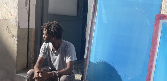 exibart.es entrevista: Admire Kamudzengerere, pastor rebelde en la granja