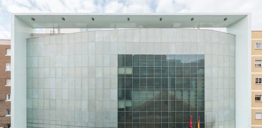 El CA2M (Madrid) inaugura una exposición dual