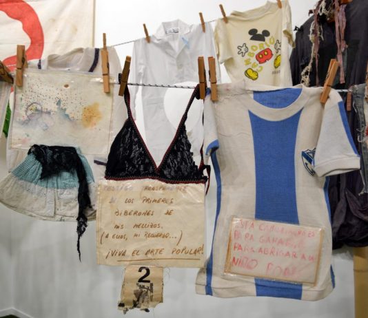 ARCOmadrid 2023: hilos y textiles para una escenografía de la memoria