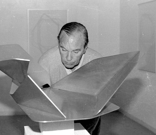 El Museo Universidad de Navarra (Pamplona) rinde homenaje a Pablo Palazuelo