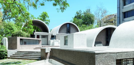 El Museo ICO (Madrid) recibe la esperada retrospectiva de Balkrishna Doshi