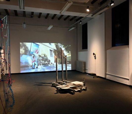 La Capella (Barcelona) inaugura el verano con dos exposiciones colectivas