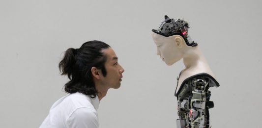 La historia y el futuro de la inteligencia artificial se presentan en el CCCB (Barcelona)