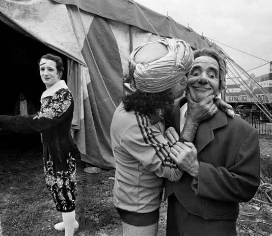 En Donostia, se inaugura una gran retrospectiva de Isabel Azkarate, la primera mujer fotoperiodista vasca