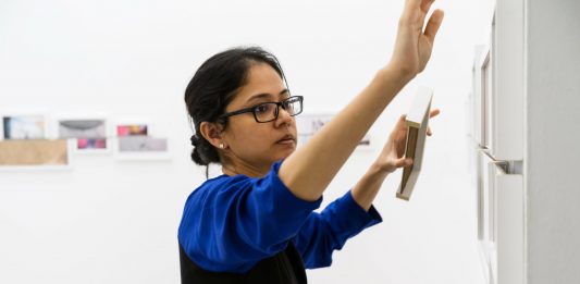 El mes que viene, Shilpa Gupta aterriza con una gran monográfica en el Centro Botín (Santander)
