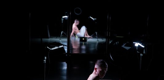 exibart.es entrevista: Lluís Garau, bailar en la oscuridad