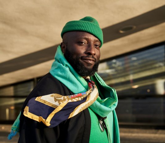 Bonaventure Soh Bejeng Ndikung ha sido nombrado curador jefe de la 36ª Bienal de São Paulo