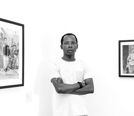 Ishola Akpo, uno de los representantes de Benín en la 60a Bienal de Venecia, expone en Sabrina Amrani (Madrid)