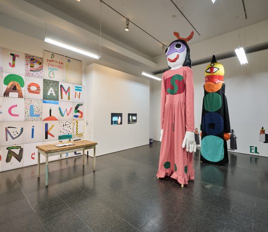 El MACBA (Barcelona) homenajea a la obra de Jordi Colomer en una nueva exposición monográfica