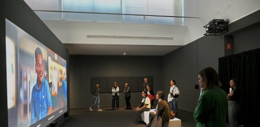 La Fundació Miró (Barcelona) celebra la obra de Tuan Andrew Nguyen