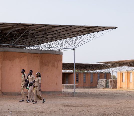 El Museo ICO (Madrid) acoge la primera retrospectiva en España del fotógrafo de arquitectura Iwan Baan