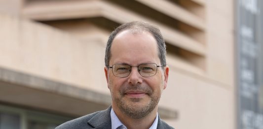 Gabriel Pérez-Barreiro, nombrado nuevo director artístico del Museo Universidad de Navarra (MUN)