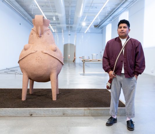 Escultura y memoria: La obra de Gabriel Chaile en Tabakalera (San Sebastián)