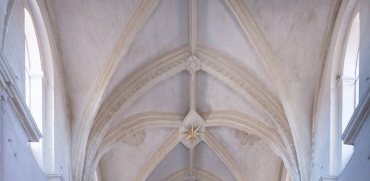 Delcy Morelos y su imponente ‘Profundis’ en el CAAC (Sevilla)