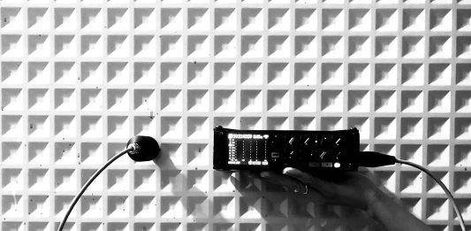 Laura Moreno Bueno presenta ‘Cossos Oscilants’ en la Fundació Joan Brossa (Barcelona)