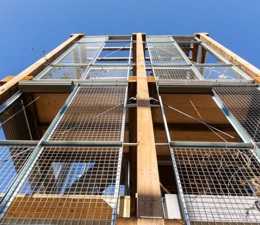 ‘Open Regeneration of Housing Estates in Barcelona’ por UPC y Sorigué (Barcelona)