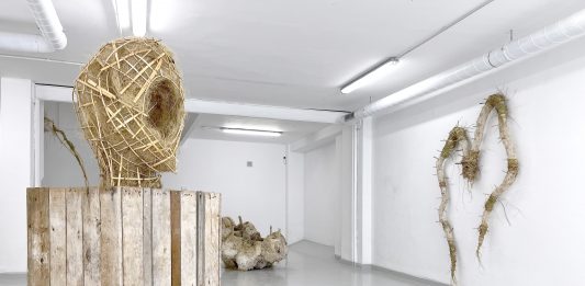 ‘El retorn de les oronelles’: arte y regreso en la reapertura de Esblank (Mallorca)