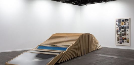 ARCOmadrid 2025: la participación italiana y la exploración de la memoria en la obra de Petra Feriancová