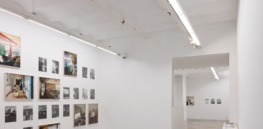 àngels barcelona reúne a Gregori Civera y Jorge Ribalta en ‘Fiebre de la materia’