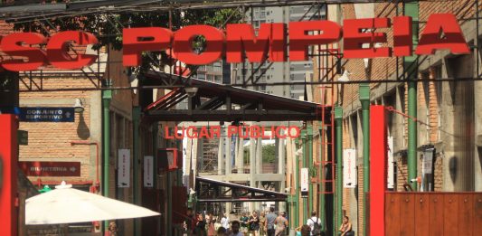 Antoni Muntadas presenta ‘Lugar Público’ en Sesc Pompeia (São Paulo)