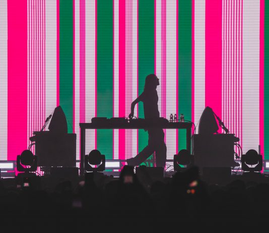 MIRA 2025 (Barcelona): música y arte digital en estado puro