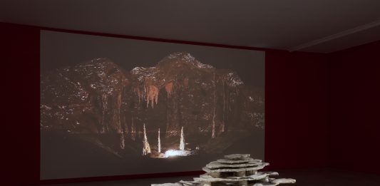 El CAAC (Sevilla) presenta ‘Canta una piedra’ de Regina de Miguel