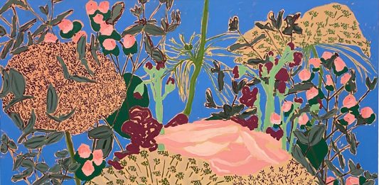 Blair Saxon-Hill transforma CCA Andratx (Mallorca) en un jardín pictórico con ‘Neighborhood Flowers’