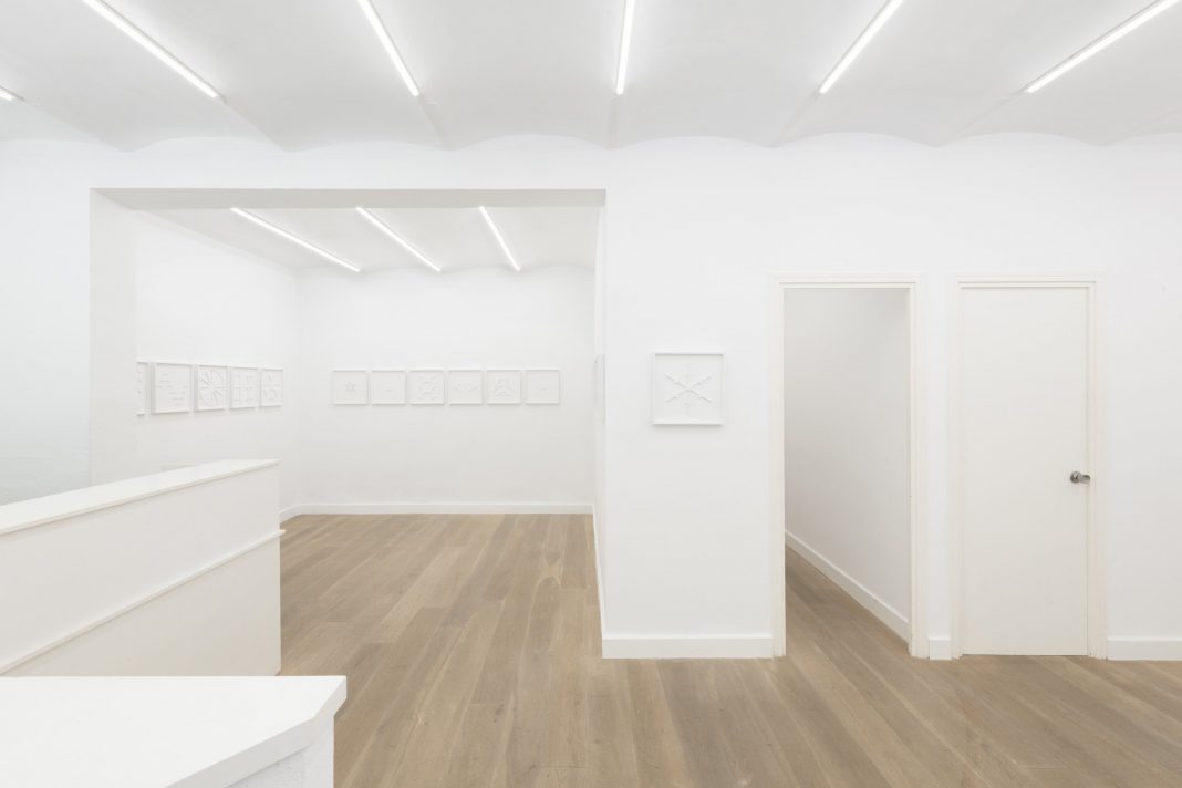 Denise Milan – ‘El lenguaje de las piedras’https://www.exibart.es/repository/media/2025/06/DSC4047-1068x712.jpg